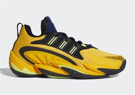 adidas Crazy BYW X 2.0 Michigan EF6947 | SneakerNews.com
