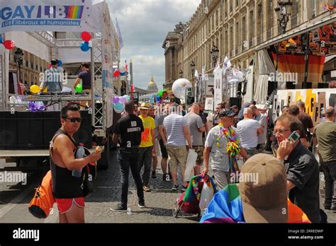 Preparing For The Pride March At Place De La Concorde Gay Pride Month Gay Lib For The Rights