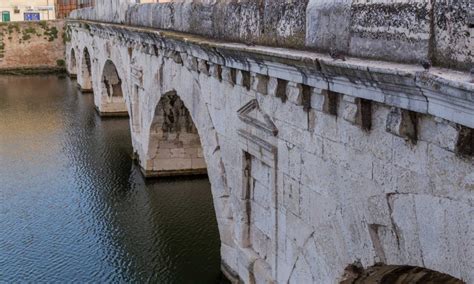 Ponte di Tiberio Rimini storia curiosità e mappa Romagna net