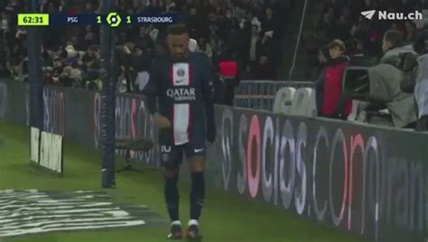 Neymar Fliegt Bei PSG Sieg Wegen Schwalbe Vom Platz