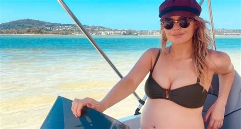 Home And Away S Sam Frost Shares Stunning Pregnancy Update New Idea