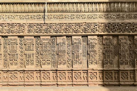 Rani Sipri`s Tomb At Masjid E Nagina Exterior Wall Stone Carving