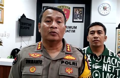 Kasus Polwan Bakar Suami Di Mojokerto Briptu FN Jalani Pemeriksaan