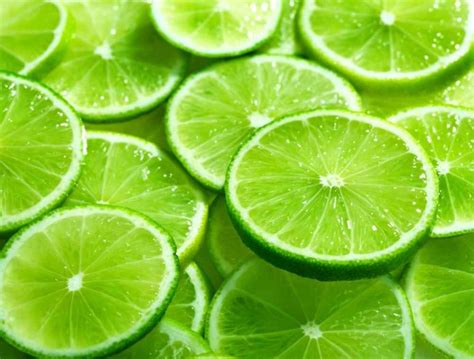 Lime frutto ricco di proprietà benefiche Cucinatuttigusti