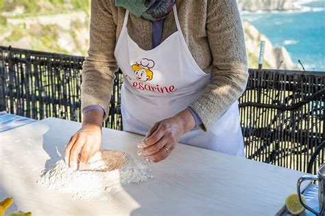 친퀘테레의 Cesarine Home Cooking Class Meal with a Local in Riomaggiore