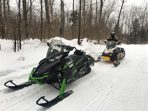 Ontario Snowmobile Trails – Cottage Country Lifestyle Magazine Inc.