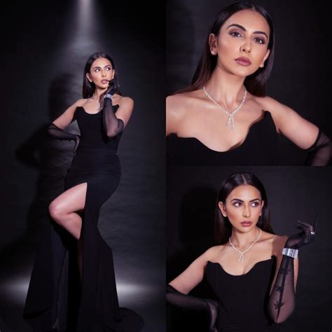 Rakul Preet Singh Revives Old Hollywood Fashion In Strapless Gown With ...