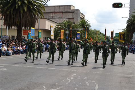 Desfile Cívico Militar 212 Aniversario de la Independencia de México