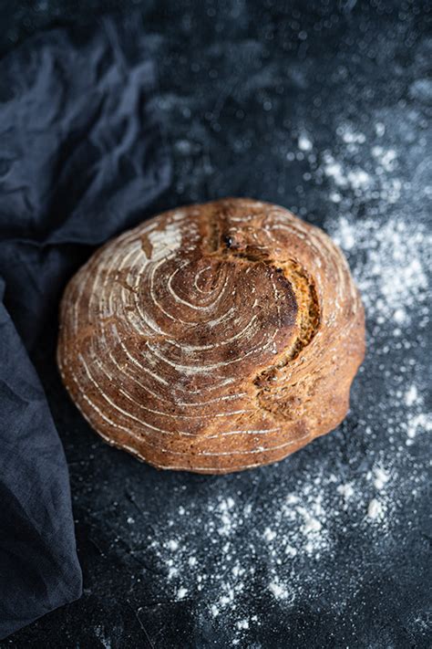 Einfaches Dinkel Vollkornbrot Backen Kross Und Lecker