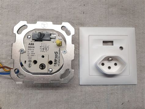 FI Steckdose T13 ABB 10mA 10A Sidos ZFS 113 UP Kaufen Auf Ricardo