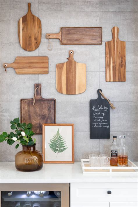 27 Cozy Rustic Kitchen Wall Decor Ideas - DigsDigs