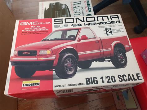 Lindberg 120 Gmc Sonoma Truck Model Kit Hobbies And Toys Toys And Games