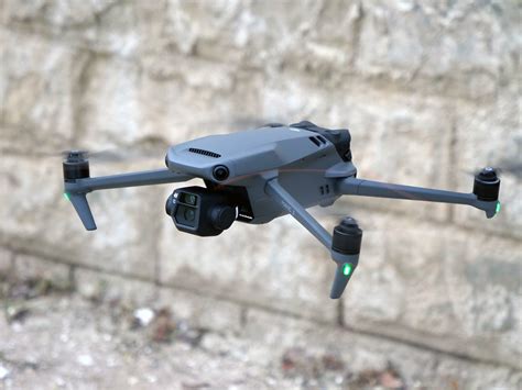 DJI Mavic 3 - GearOpen.com