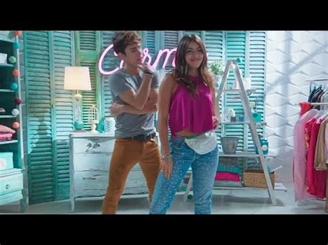 BIA Y ALEX CANTAN Y BAILANDO ARREGLARLO BAILANDO YouTube