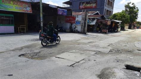 Kerap Dikeluhkan Warga Dprd Minta Opd Perbaiki Jalan Rusak Sebelum