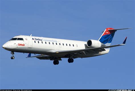 Bombardier Crj 200er Cl 600 2b19 Delta Connection Comair