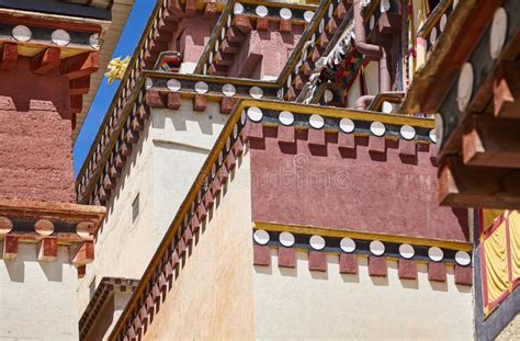 Architecture of Songzanlin Tibetan Monastery Stock Photo - Image of ...