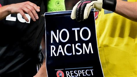 Centomila Tifosi Scrivono All Uefa Per Combattere Il Razzismo Negli