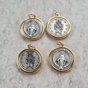 Wholesale MIRACULOUS MEDALS BOX 4 10 20 Pcs Regina Sine Etsy