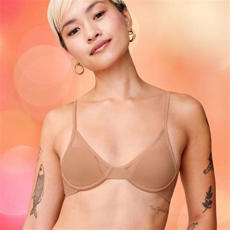 The Best Bras For People With Small Chests Huffpost Life