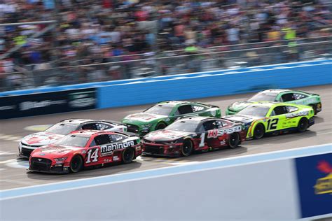 How To Watch Bass Pro Shops Night Race Qualifying Stream Nascar Live