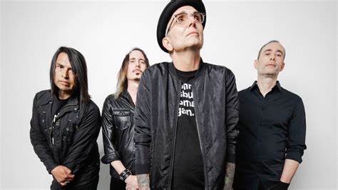 everclear  sparkling  press magazine entertainment  perth