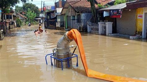 Dayeuhkolot Baleendah Dan Bojongsoang Sudah Dua Hari Terendam Banjir