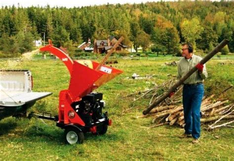 Top 7 Best Wood Chipper For Small Farm Reviews 2022 Updated Sand