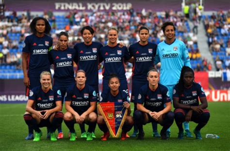 OL Féminin 9 lyonnaises dans l Equipe UEFA de la saison