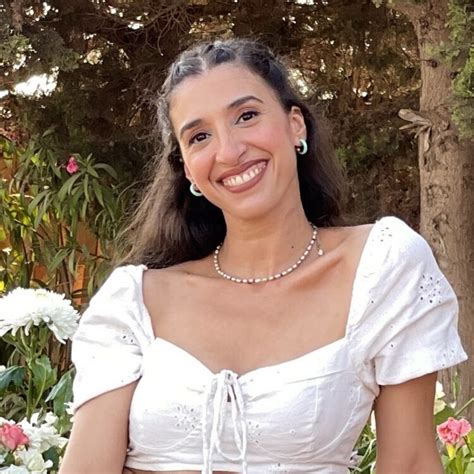 New Hot Sexy Zaina Aguenaou Bikini Pics