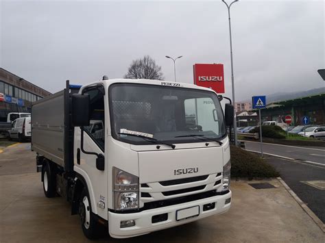 Isuzu M21 versioni Ground, Spring, Adaptor, Large - Allestimento ...