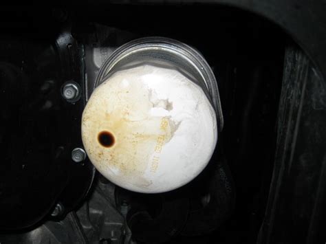 Hyundai Santa Fe Engine Oil Change Guide 005
