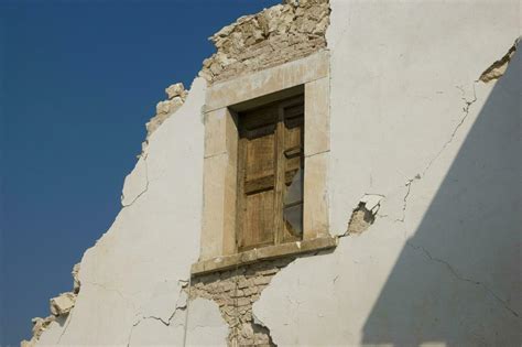 Documentazione Fotografica Del Devastante Terremoto Nell Italia