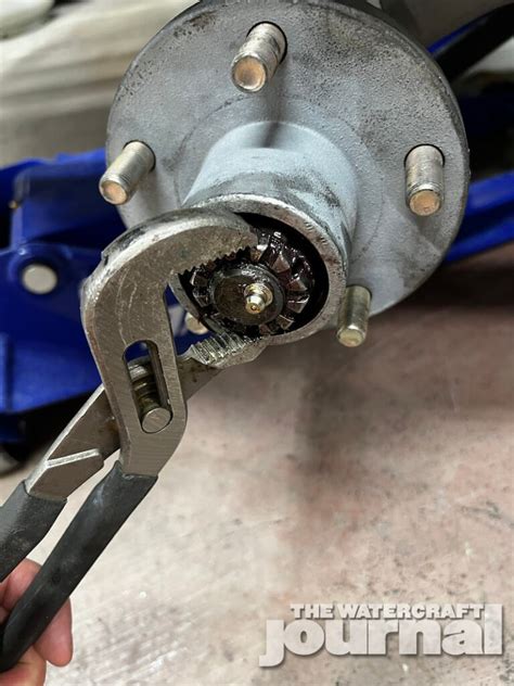 Gallery How To Replace Your Jet Ski Trailer Axle Hubs The Watercraft