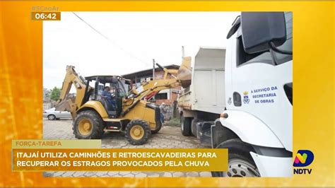 Itajaí utiliza caminhões e retroescavadeiras para recuperar os estragos