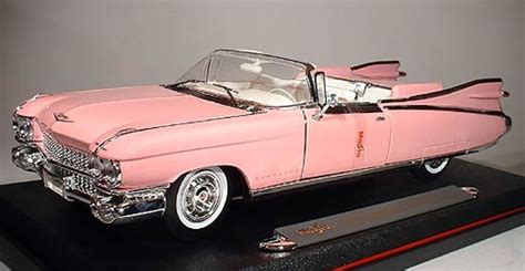 1959 Cadillac Eldorado Biarritz Pink 118 Maisto