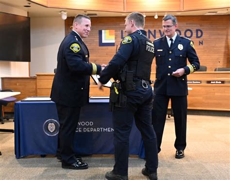 Lynnwood Police Officers Honored With Letter Of Commendation For Heroic