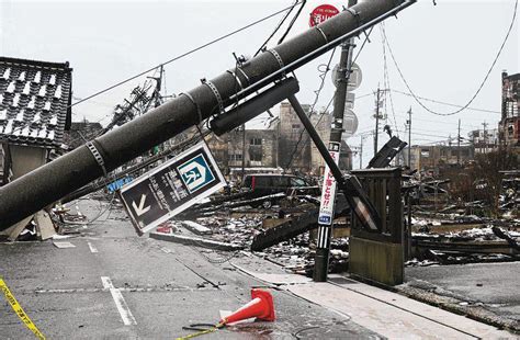 Japans Quake Response Teams Battle Against Time Terrain And Weather