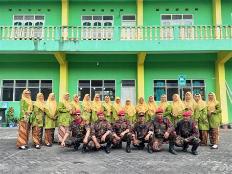 Peserta Hadiri Pengajian Songsong Muktamar Muhammadiyah Aisyiyah