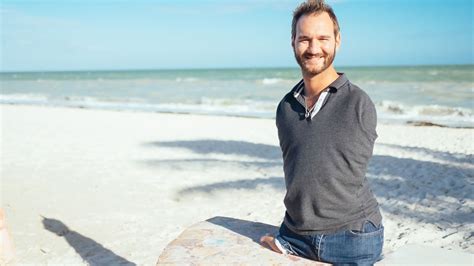 Este Increíble Hombre Nació Sin Piernas Ni Brazos Pero También Sin