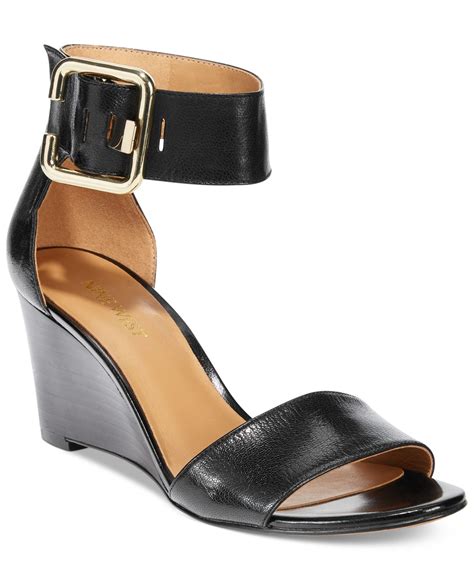 Nine west Ruiz Wedge Sandal in Black | Lyst