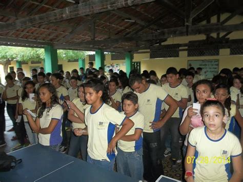 EEF Padre Abílio Monteiro Neto Itaiçaba Ce Ensaio do Hino da escola