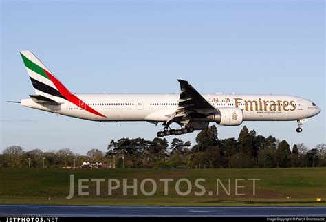 A6 Ebd Boeing 777 31her Emirates Patryk Bromboszcz Jetphotos