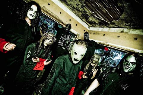 Corey Taylor: «Podíamos morir o volver siendo los Slipknot que sabemos ...