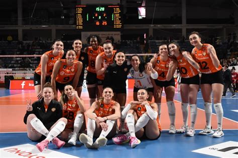 Eczac Ba Dynavit Scandicciyi Konuk Ediyor Voleybol Aktuel