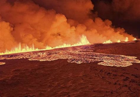 Vulkan Na Islandu Se Ponovo Budi Hiljade Ljudi Prinu Ene Da Napuste Grad