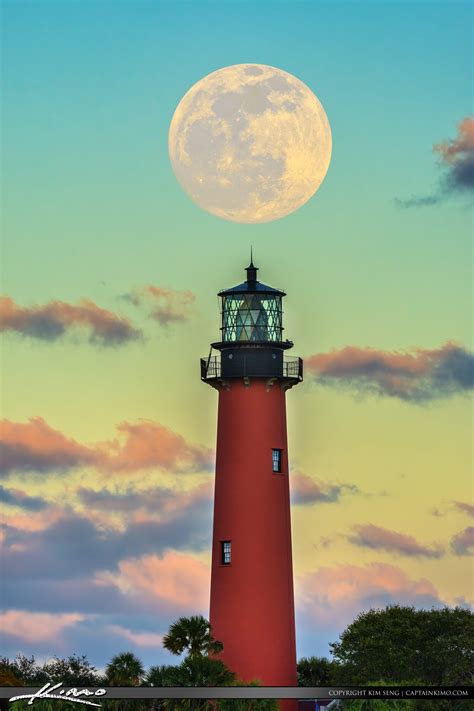 Jupiter Inlet Lighthouse Moonrise 2020 January 9 | HDR Photography by ...