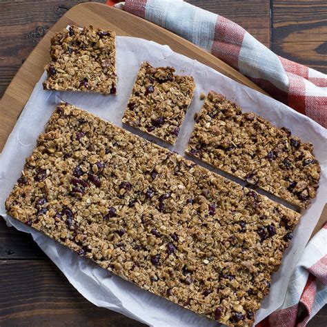 Healthy Oatmeal Breakfast Bar Recipe Reynolds Kitchens Make Some