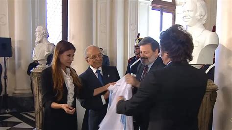 Javier Milei Inaugur El Busto De Carlos Menem En La Casa Rosada Fue