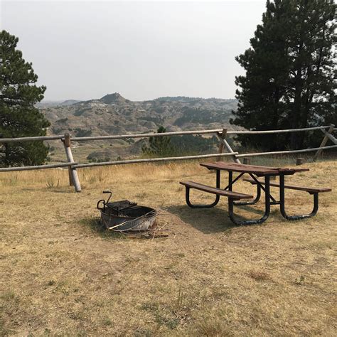 Find the best camping spots in Makoshika state park glendive 14